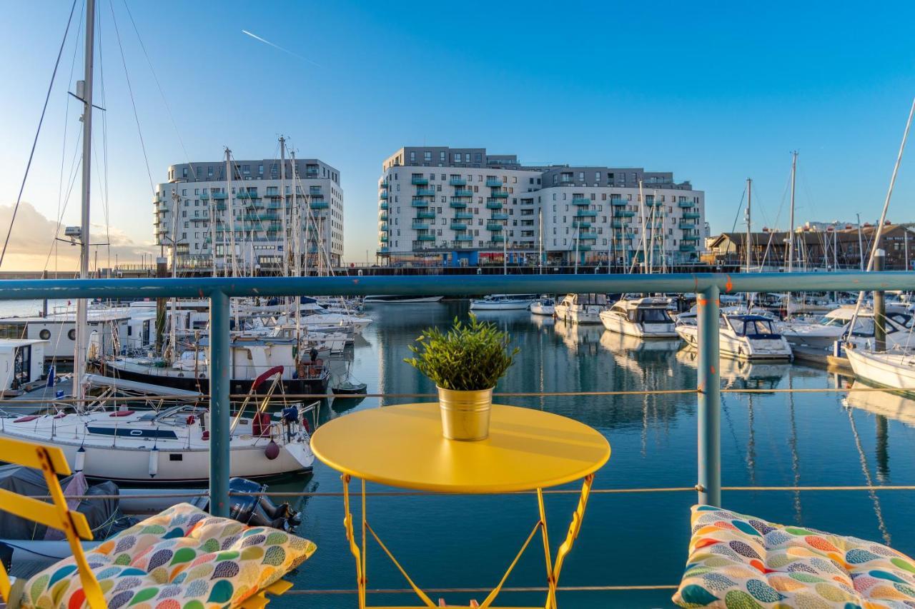 Apartment On The Water 4 With Free Parking By My Getaways Brighton